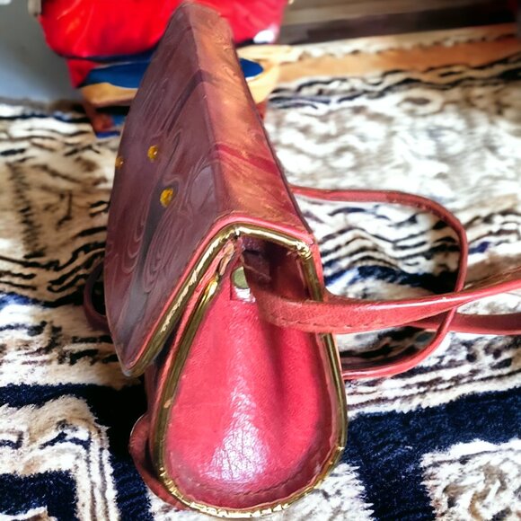 ELEPHANT PAINTED HAND TOOLED LEATHER Crossbody Handbag Purse Made in Ind… - Picture 2 of 10